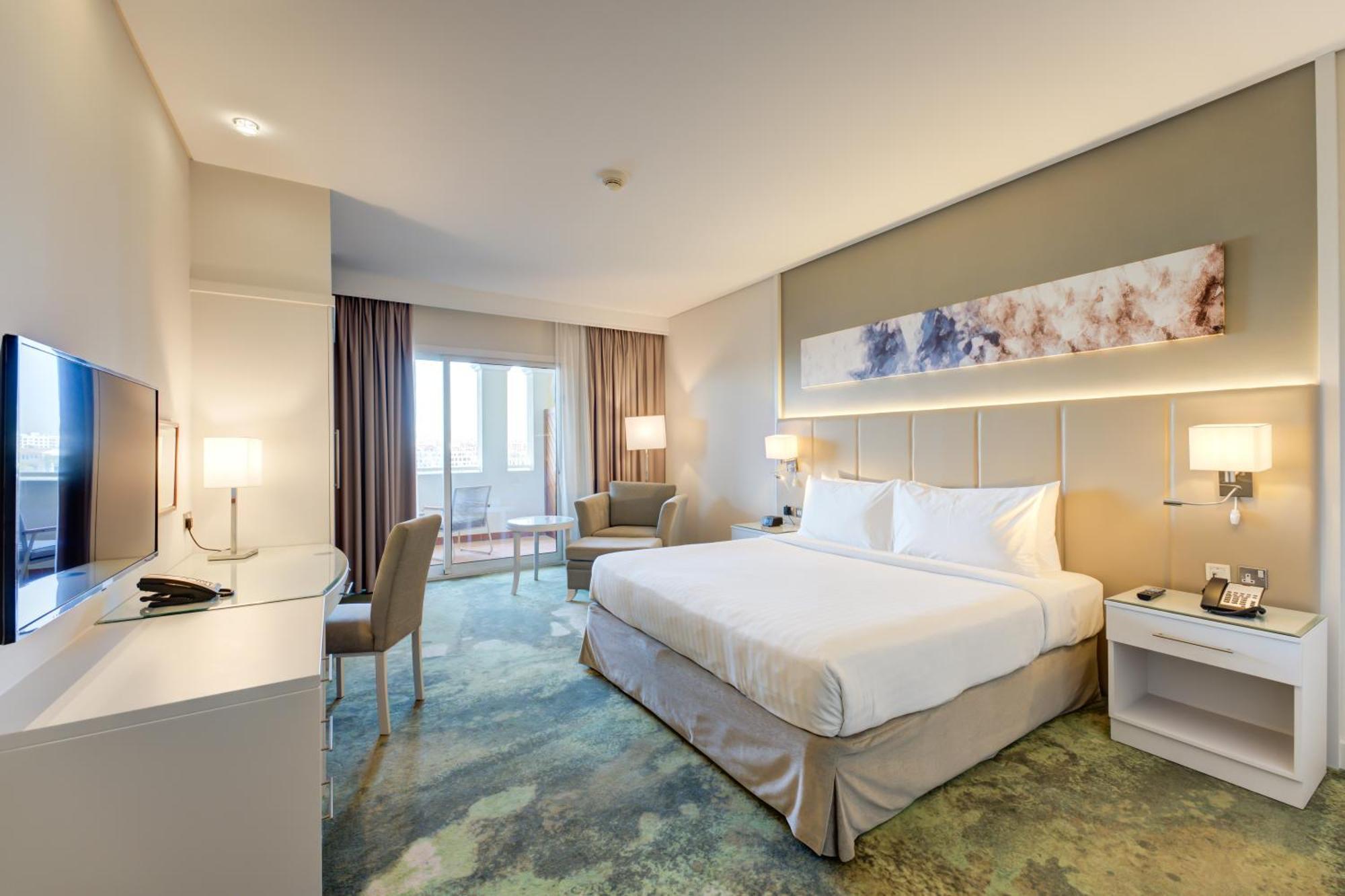 Millennium Lakeview Hotel Formerly Copthorne Lakeview Hotel Dubai Exterior foto