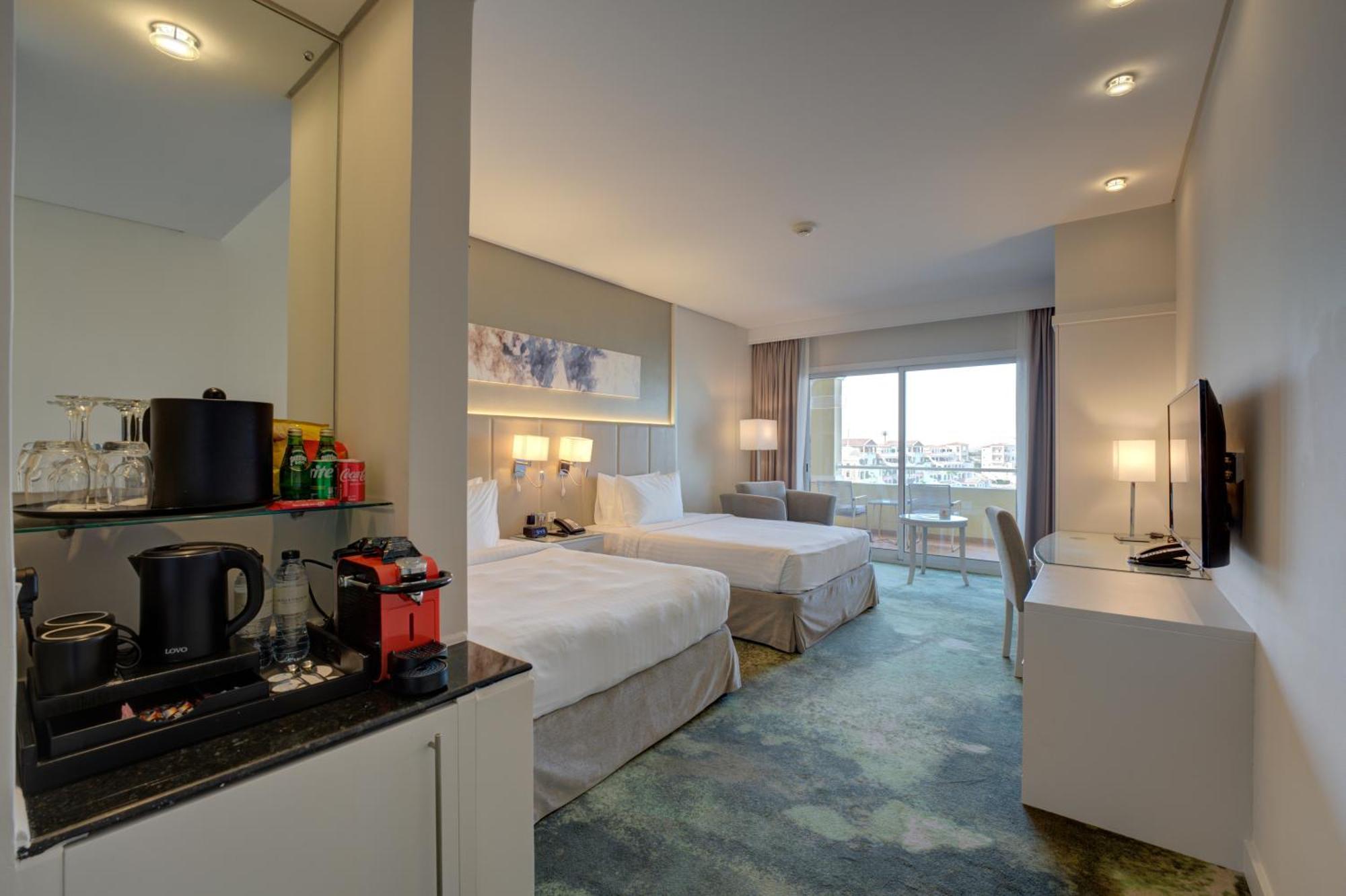 Millennium Lakeview Hotel Formerly Copthorne Lakeview Hotel Dubai Exterior foto