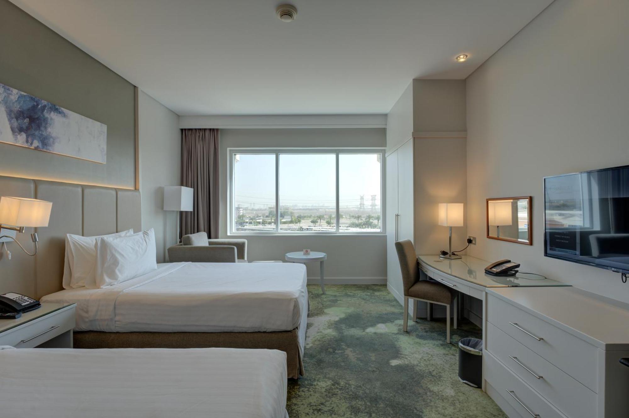 Millennium Lakeview Hotel Formerly Copthorne Lakeview Hotel Dubai Exterior foto